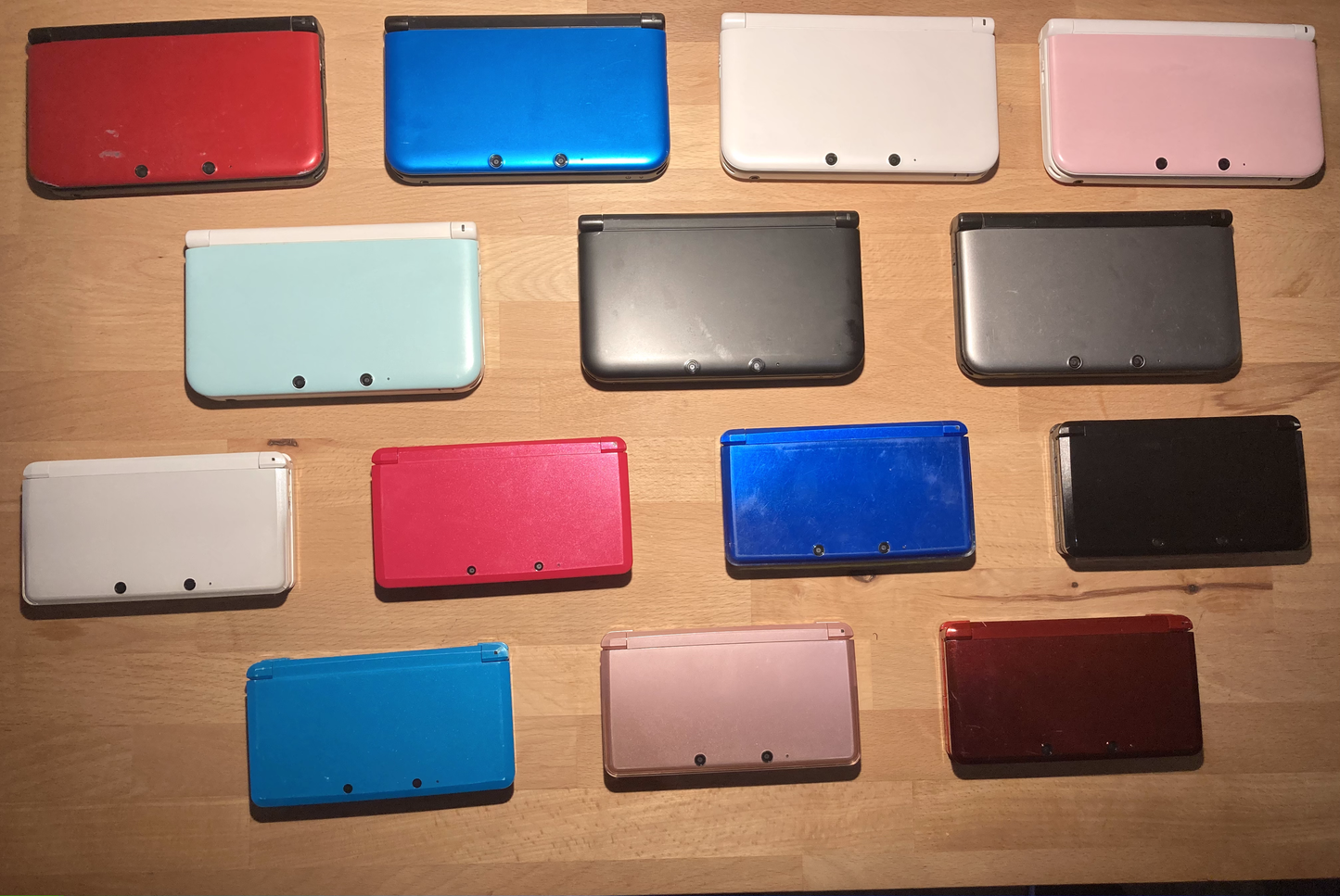 Nintendo 3DS Region Free Console 16GB SD | Charger | Pokémon Bank |